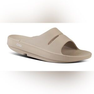 OOFOS Nomad Beige OOahh Waterproof Recovery Slide Sandals Sz 8 - NWOT